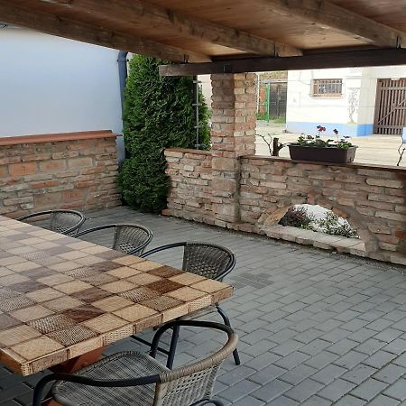 Apartment U Pavelku Mutěnice Esterno foto